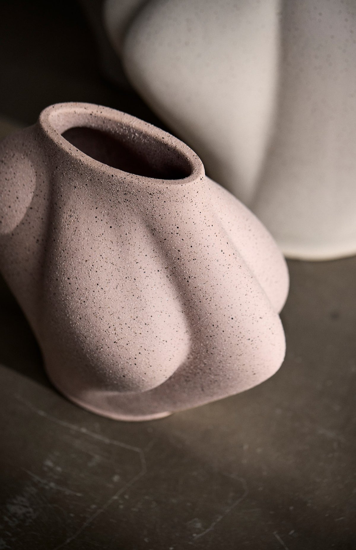 Saltare Vase Wide, Misty Rose