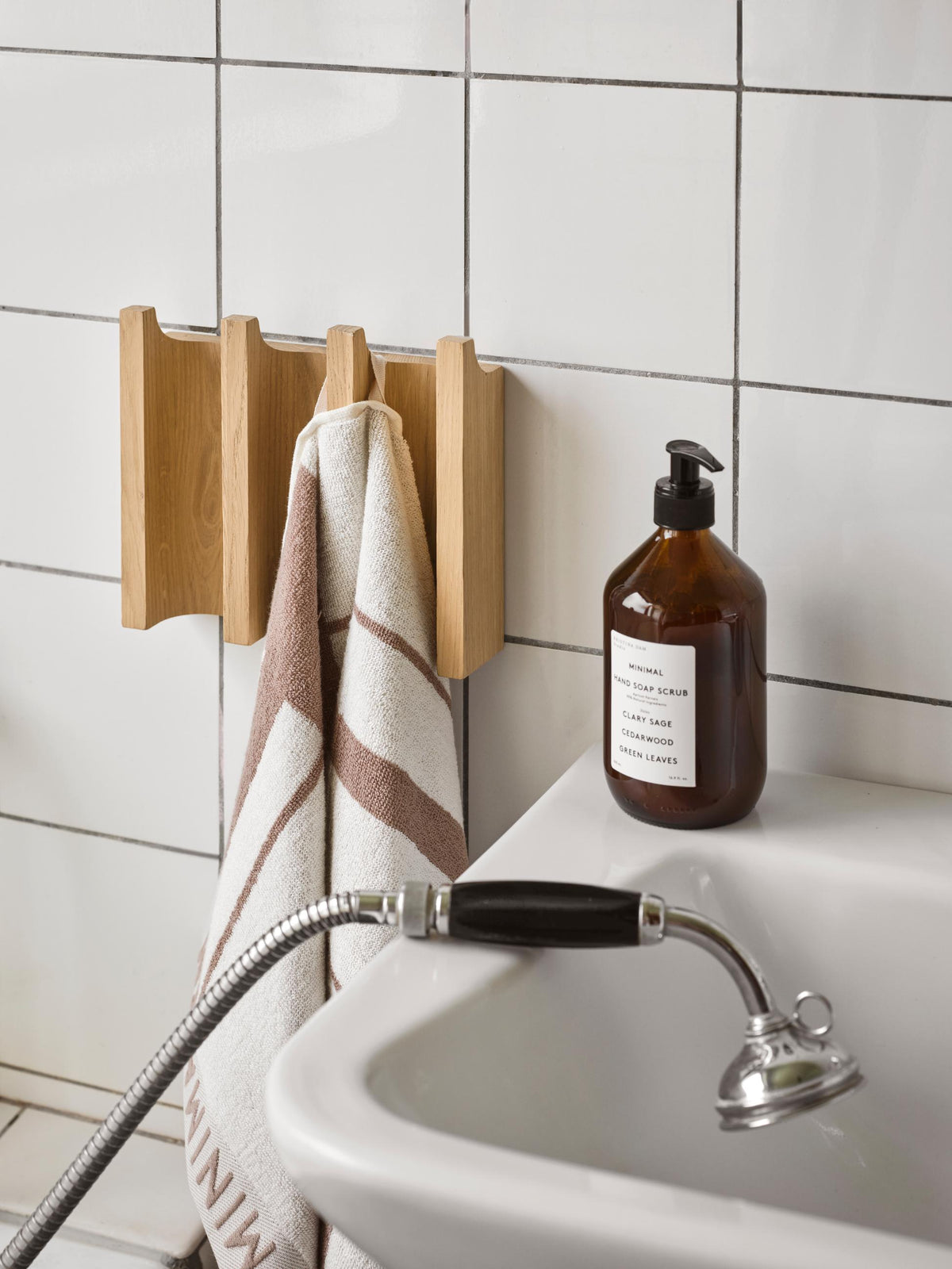 Column Coat Rack, Small - Oak