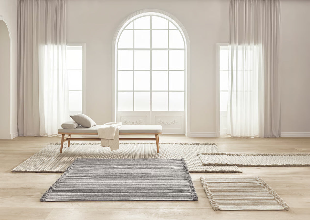 Kelo Area Rug, Light Grey